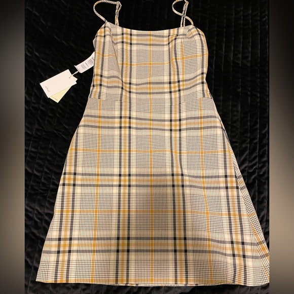 Wilfred aritzia Isabelle mini dress. - Picture 4 of 7